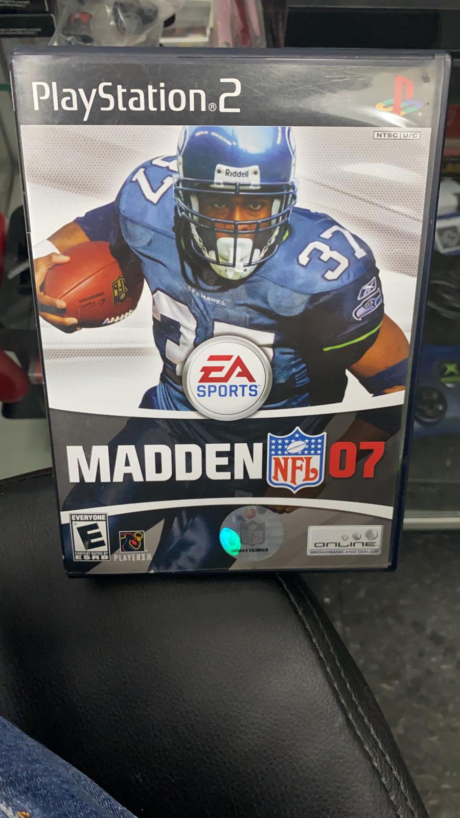 MADDEN 07 PS2 (PRE-OWNED)