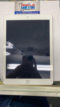 Load image into Gallery viewer, iPad 5th Generation Gray 32GB 4G/Wi-Fi